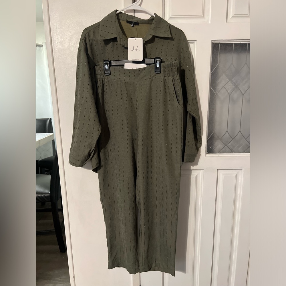 Joh Apparel 🔥 (NEW) (SET) Size:M